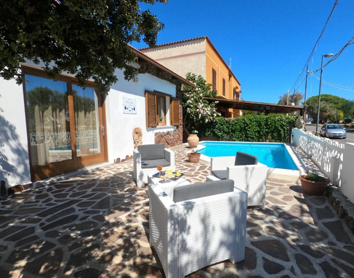 Villa Sari Affitta Camere La Caletta Exterior foto